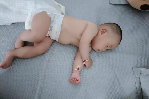 宜阳宝宝突然很多眼屎